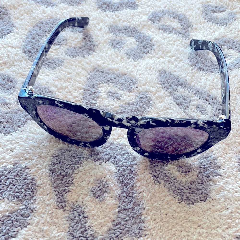 Diff Sunglasses - image 1